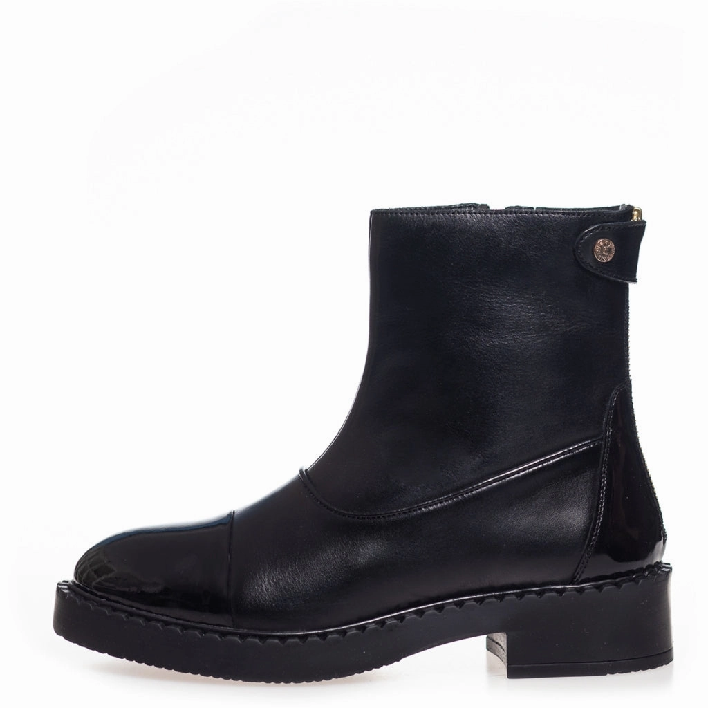 AMIE BOOTS PATENT - BLACK PATENT