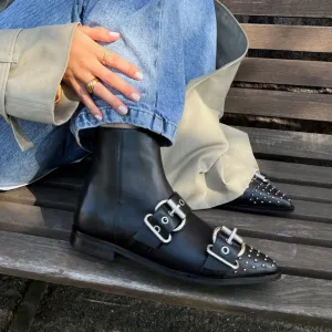BARILLIA BOOT - BLACK