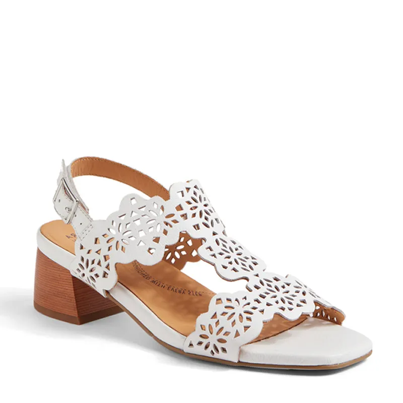 COACHY W - WHITE LEATHER