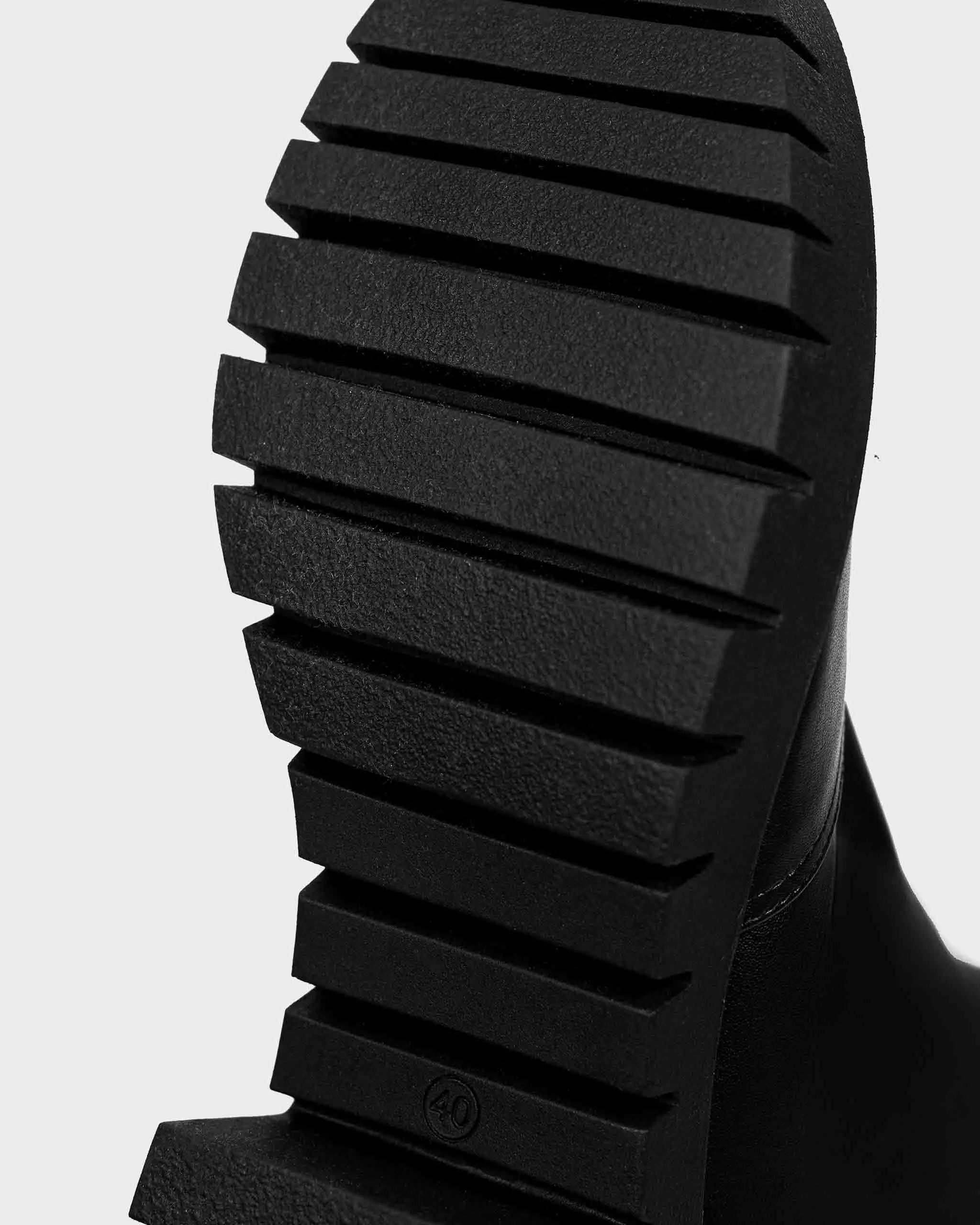 Cyber Women's Desserto Cactus Leather Vegan Ankle Boots | Black