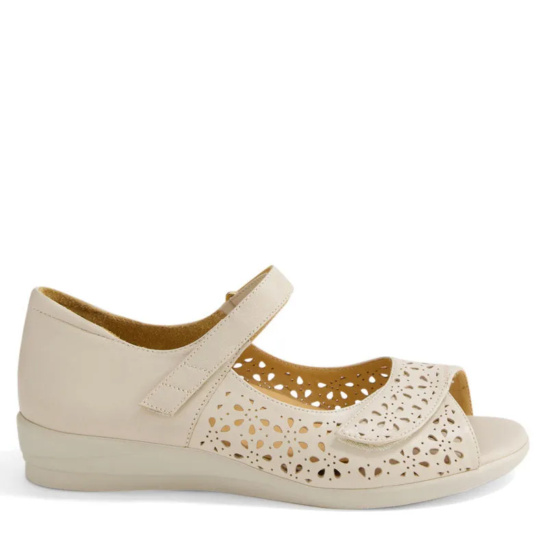 DAFFODIL W  - ALMOND LEATHER SANDALS