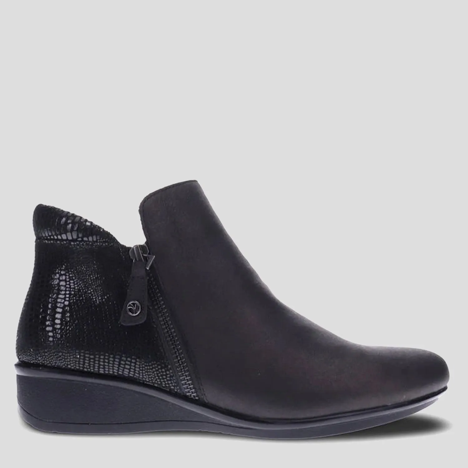DAMASCUS - ONYX BLACK LIZARD LEATHER ANKLE BOOTS