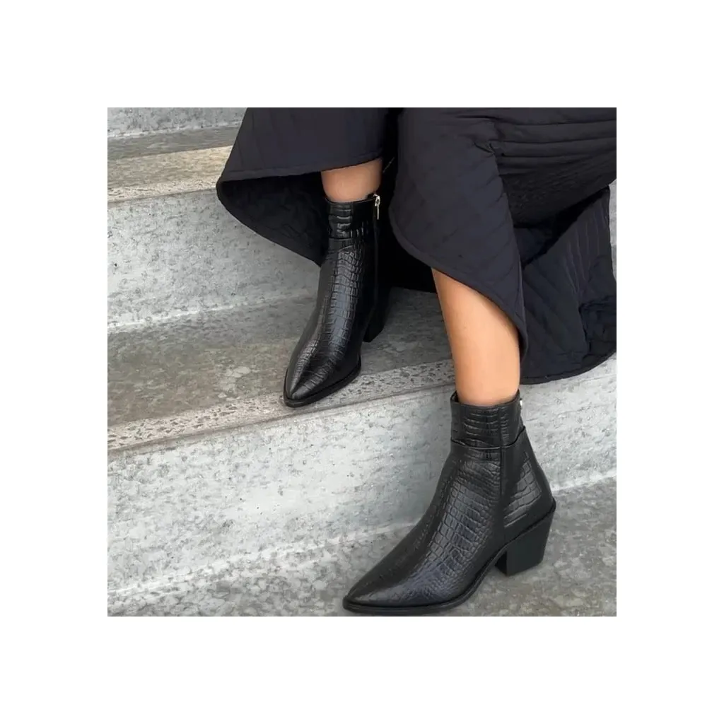 DIVIDED LOW - BLACK