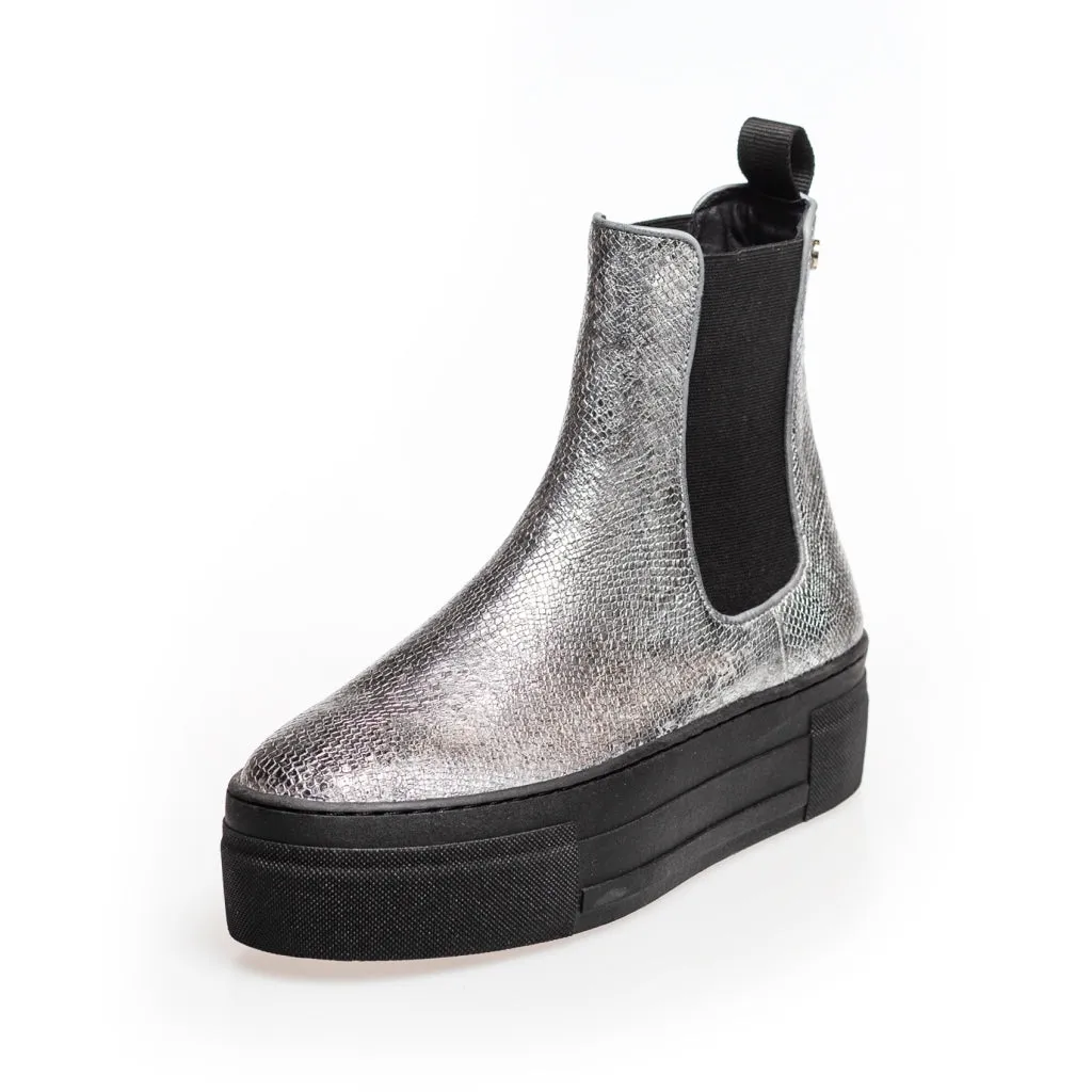 ENYA BOOT SILVER - Silver Snake