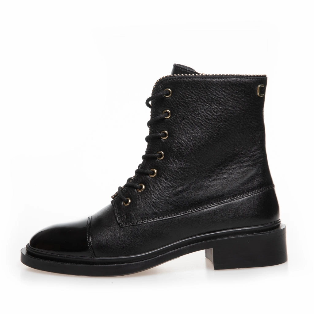 FASHION AND WALKING - BLACK PATENT