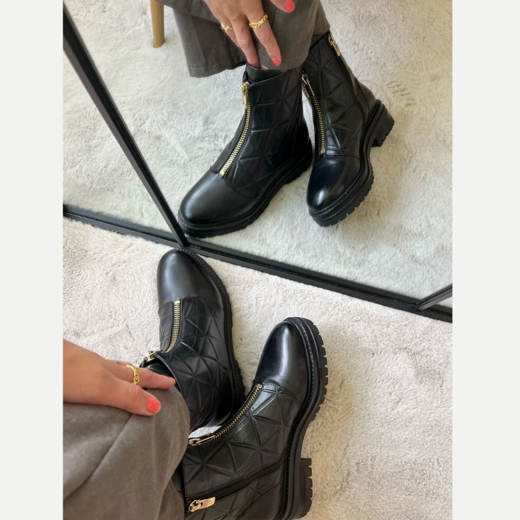 MOONLIGHT LEATHER - BLACK