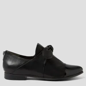 OFUS XF - BLACK PATENT LEATHER FLATS