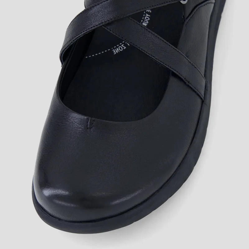 SOFFEES XF - BLACK LEATHER-BLACK SOLE