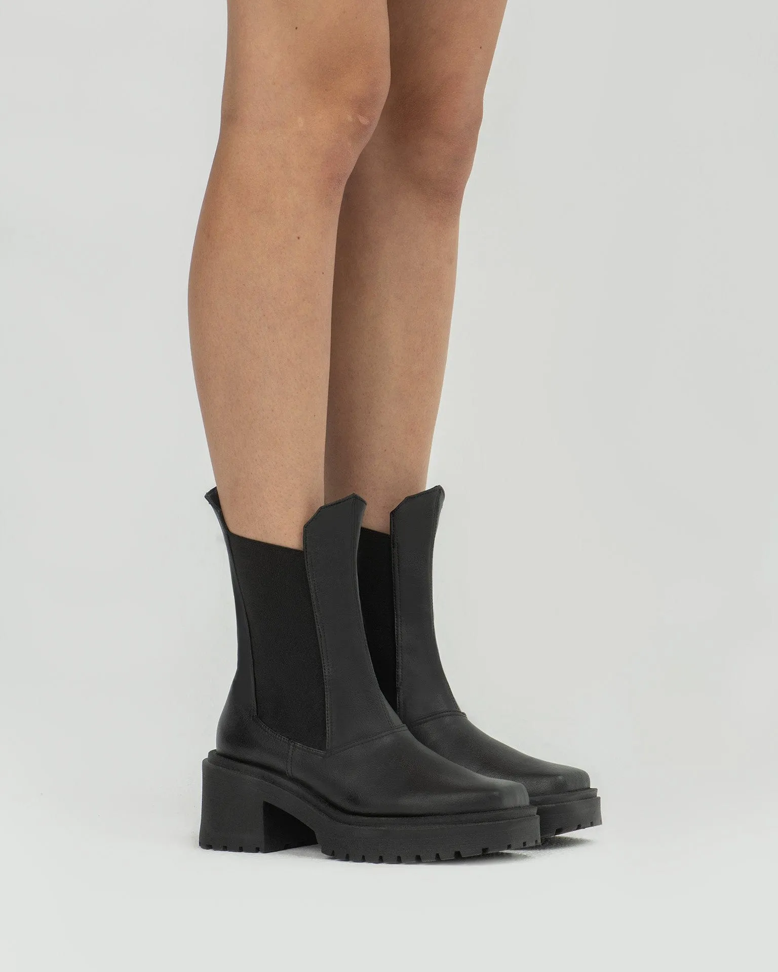 Squared Women's Chelsea Grape Leather Vegan Boots | Black