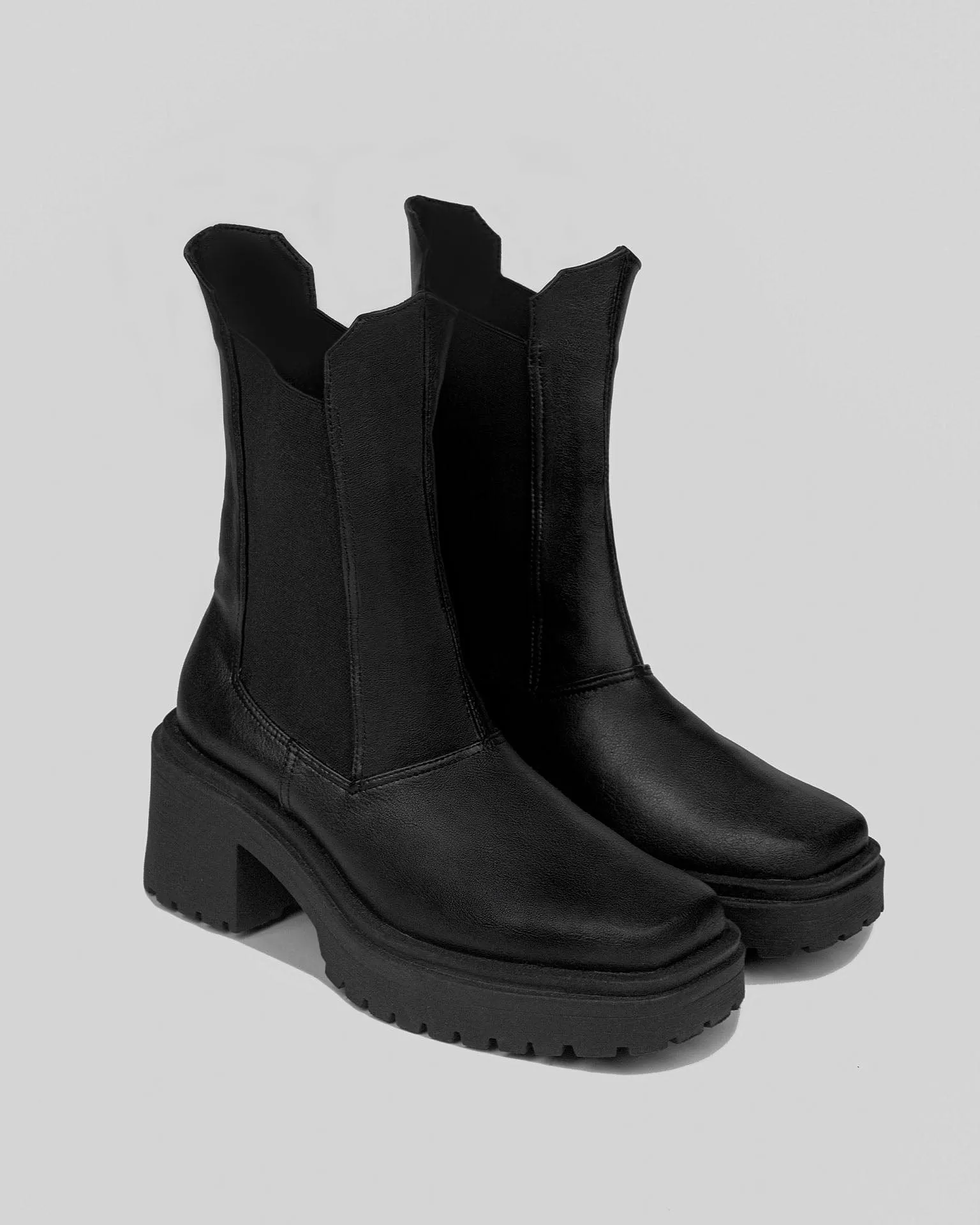 Squared Women's Chelsea Grape Leather Vegan Boots | Black