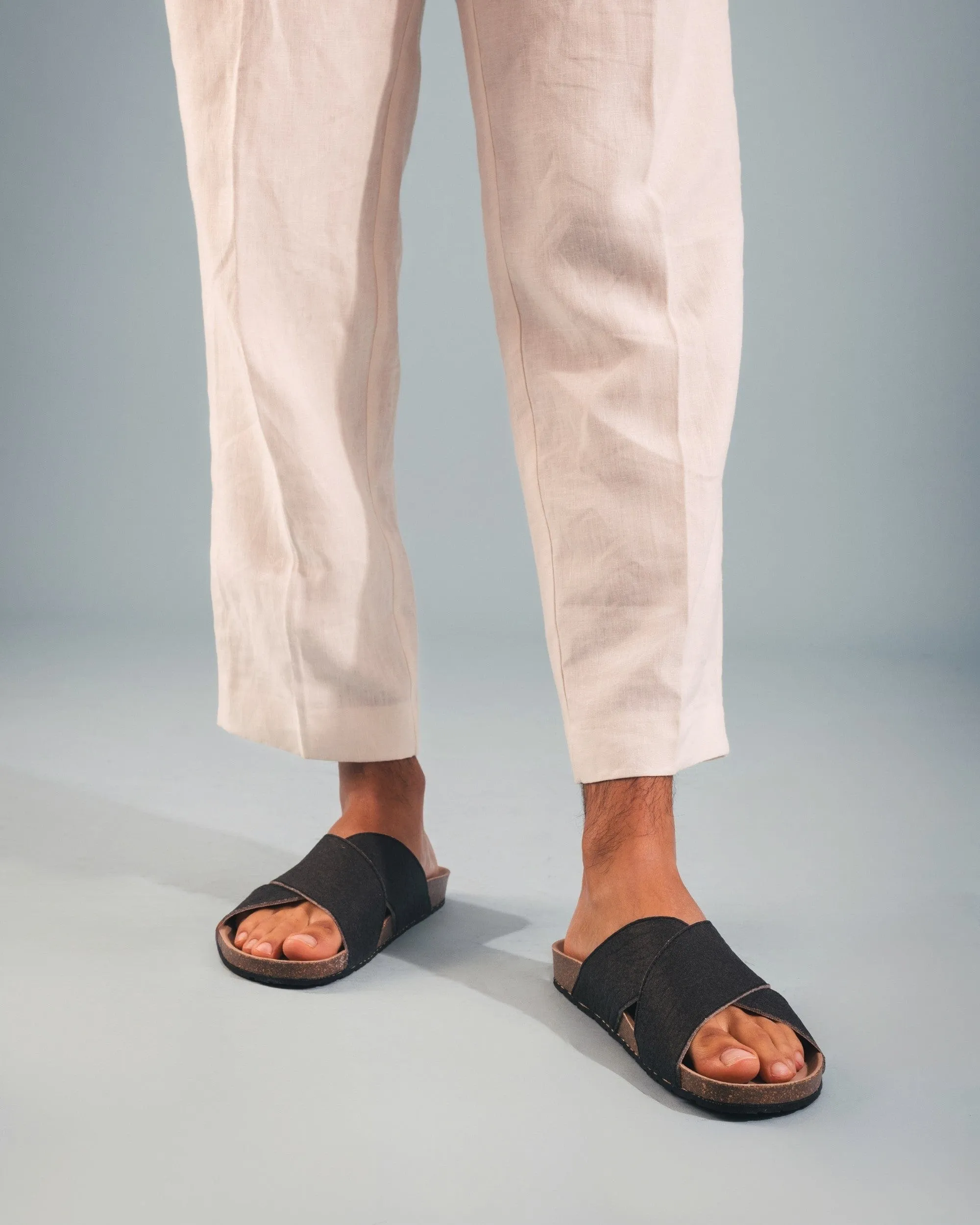 Tupai Unisex Piatex Vegan Leather Sandals | Black