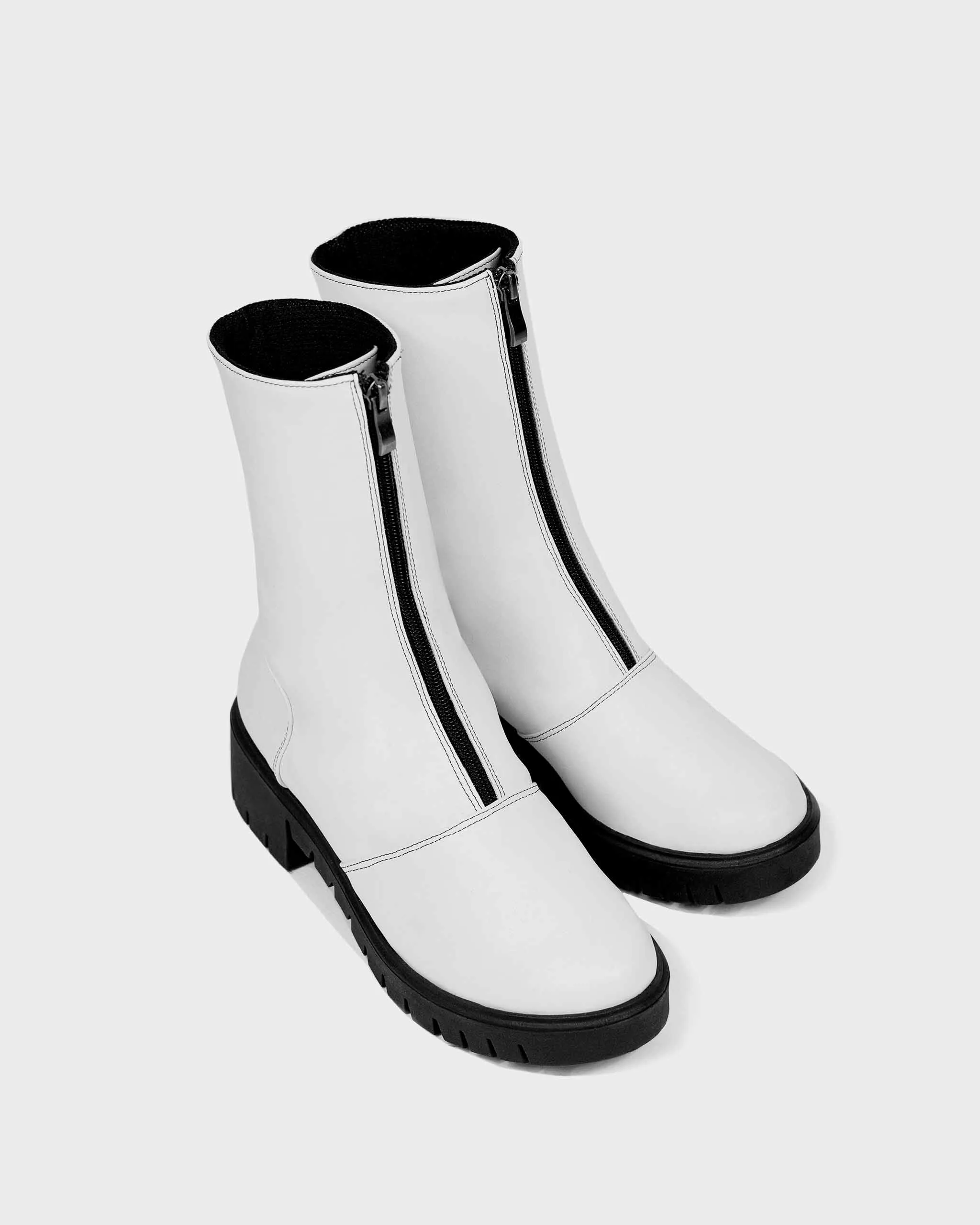 Women's Cyber Desserto Cactus Leather Vegan Ankle Boots | White