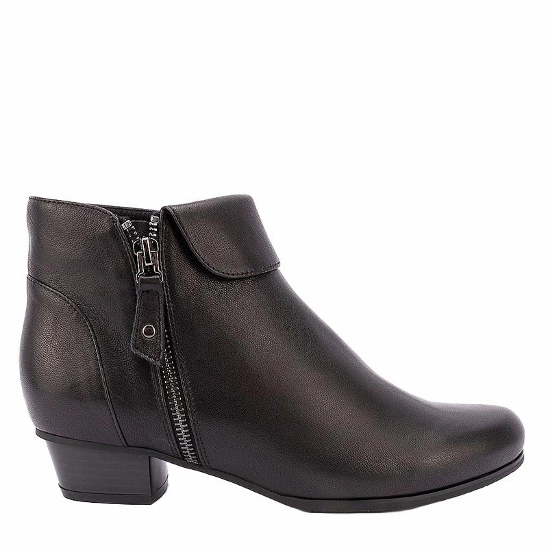 XANTHIPPE - BLACK LEATHER ANKLE BOOTS